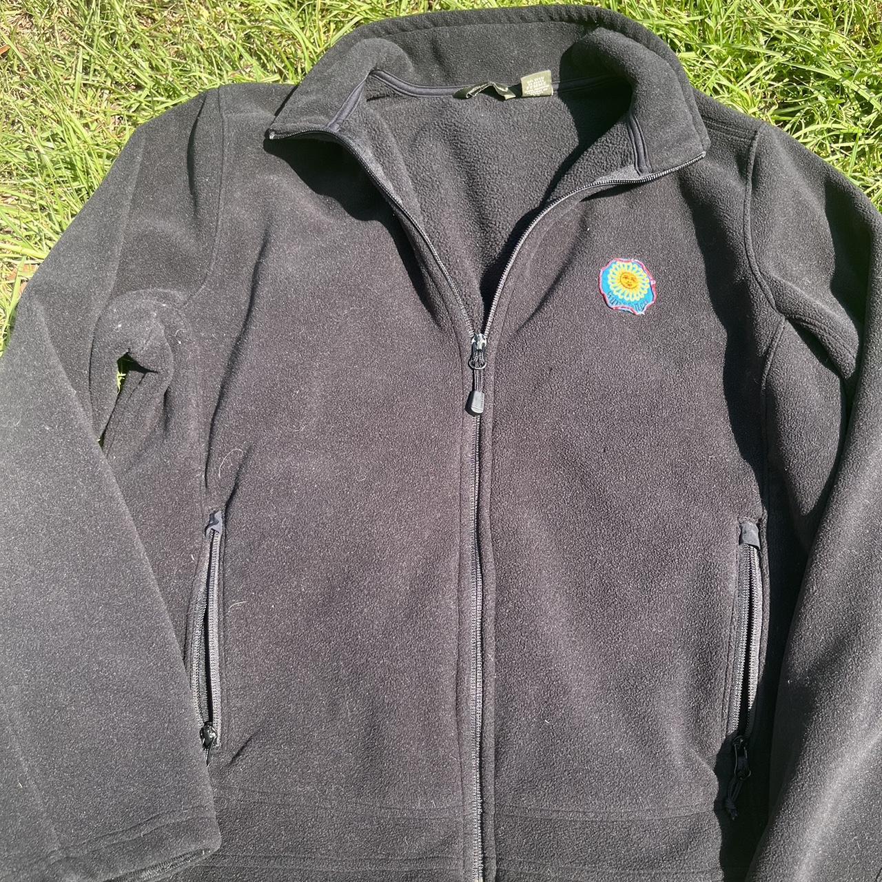 Eddie Bauer sun valley zip up Has some pilling... Depop