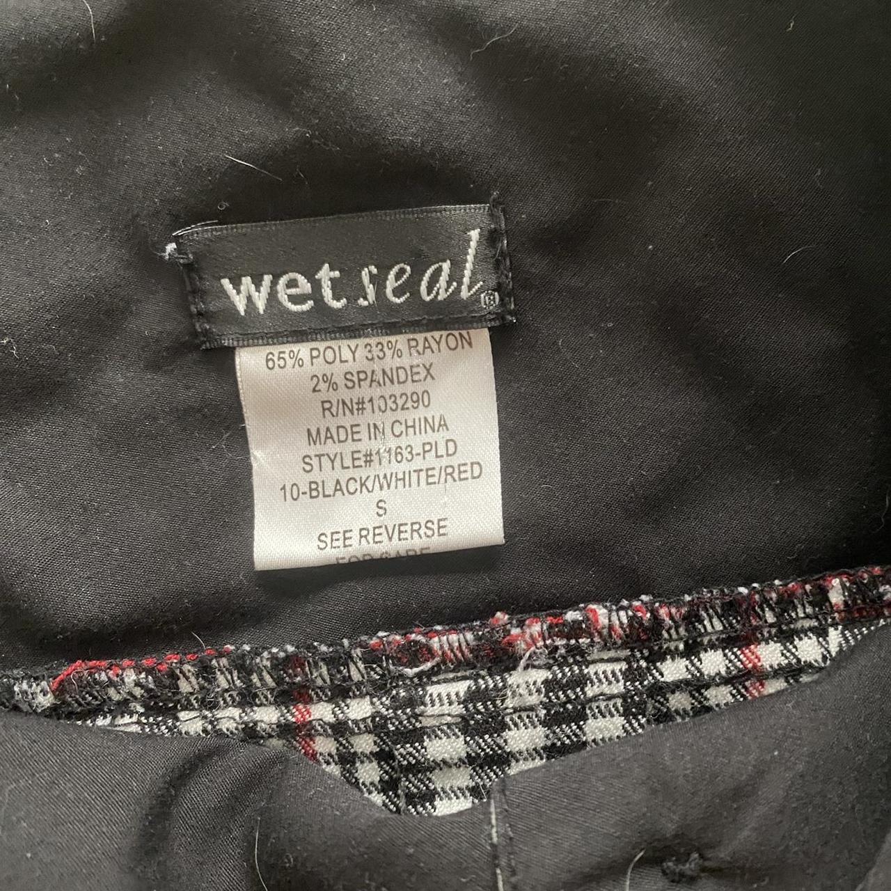 Wet Seal Women's Skirt | Depop