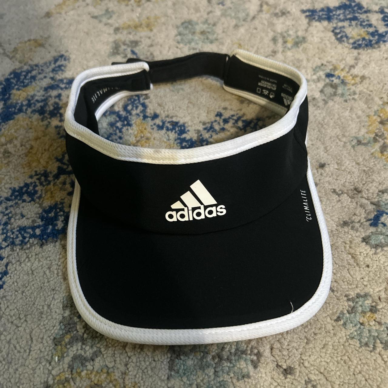 item listed by jadaaawadaaaa