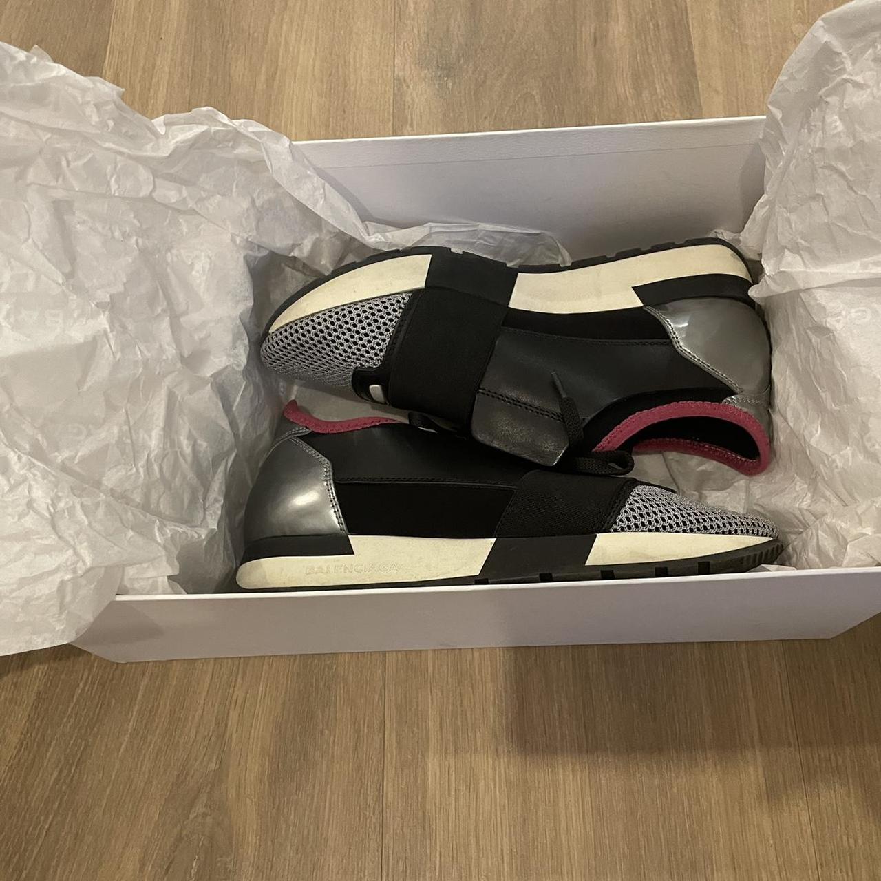 Balenciaga runners sale size 3