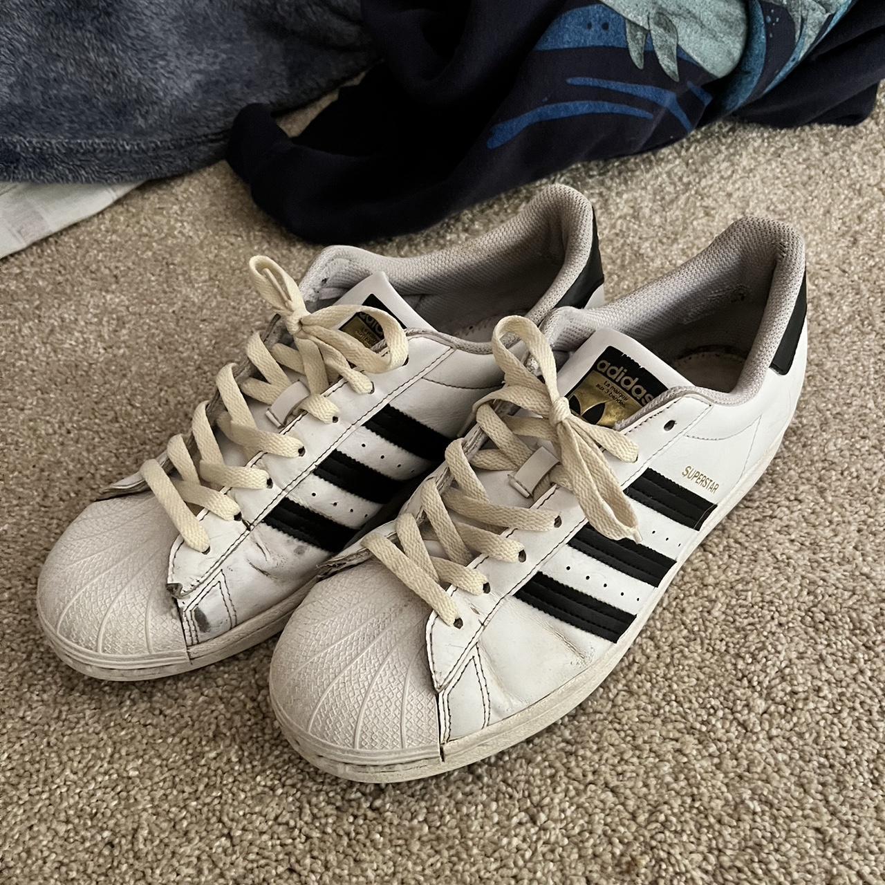 Adidas super stars - Depop