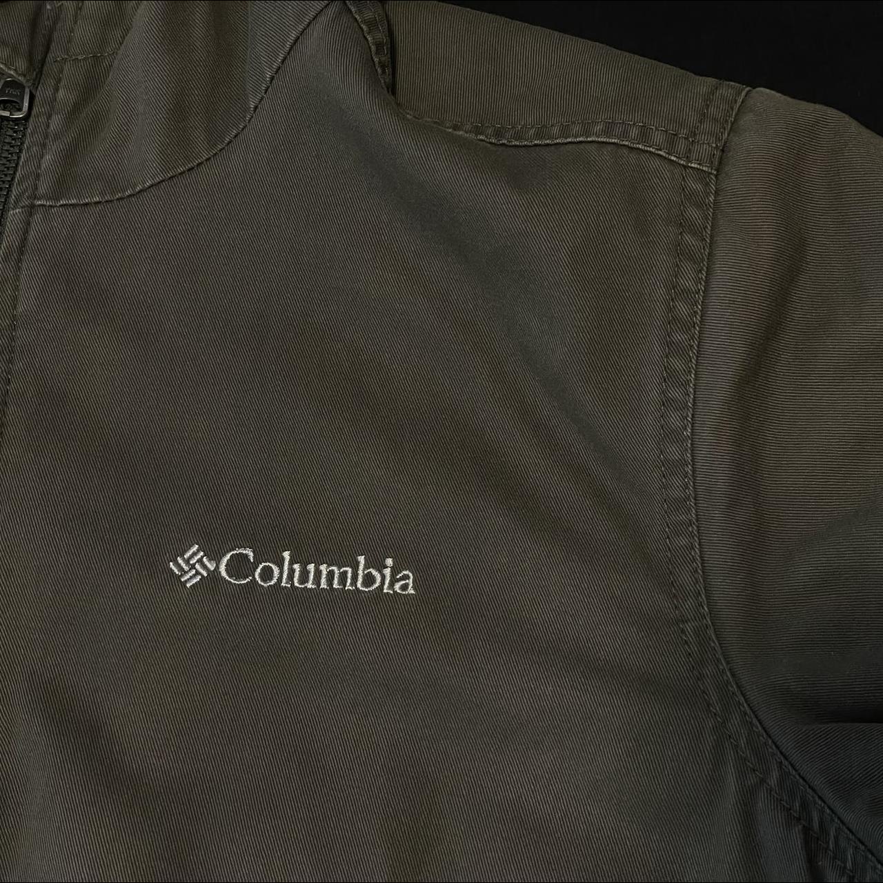 colombia workwear jacket has clean details size L - Depop