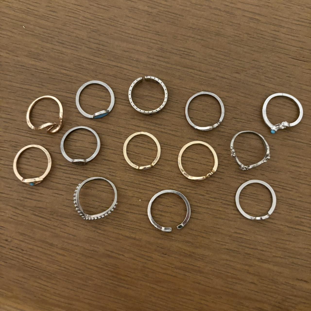 Set of outdoorsy rings - Depop