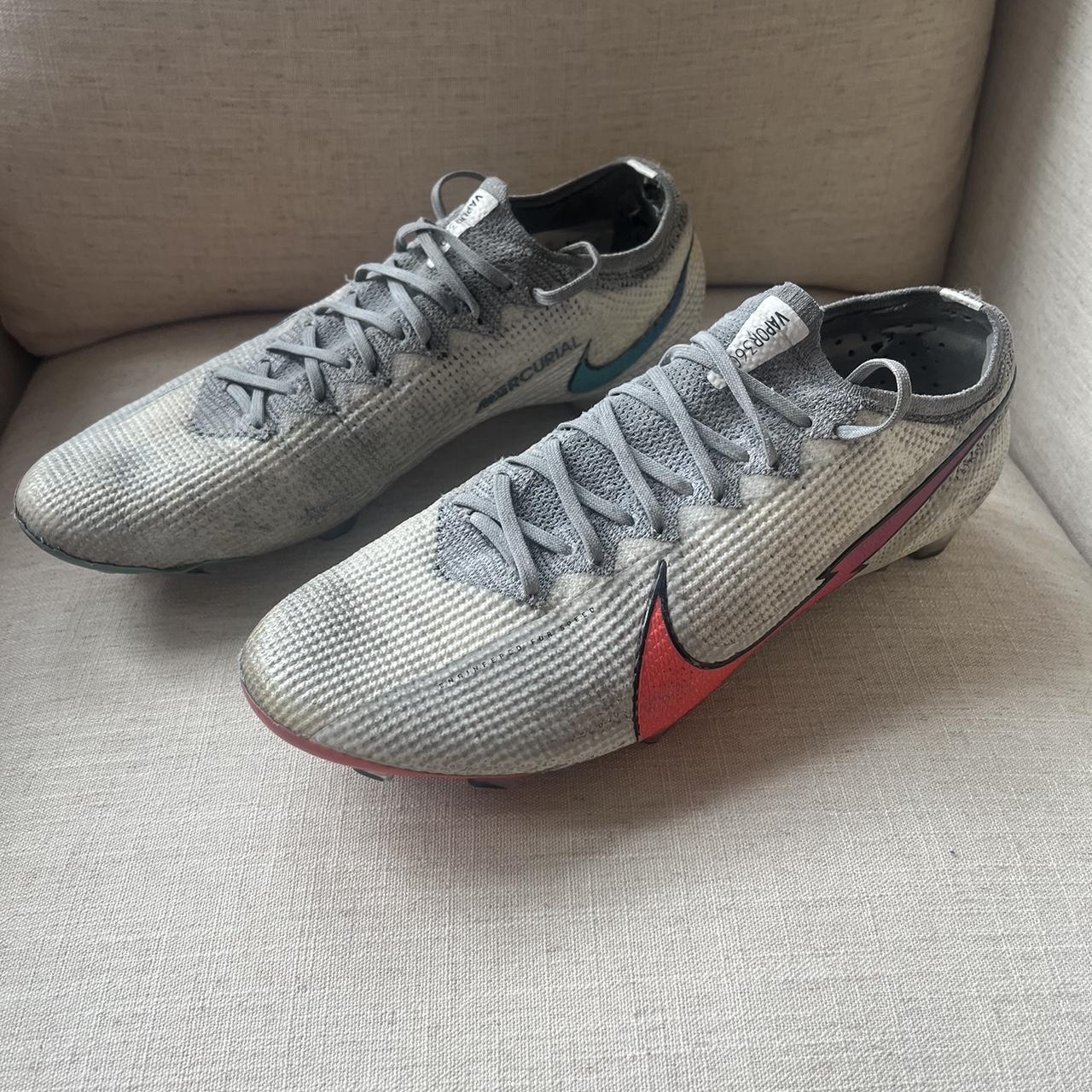 nike men's boots size 13