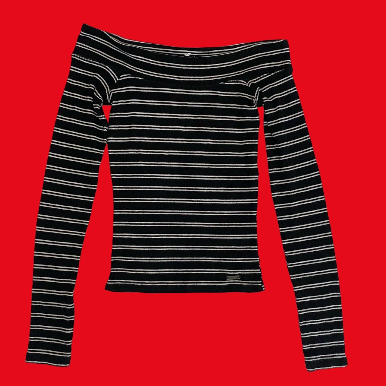 Hollister Co. Women's Black and White Shirt Depop