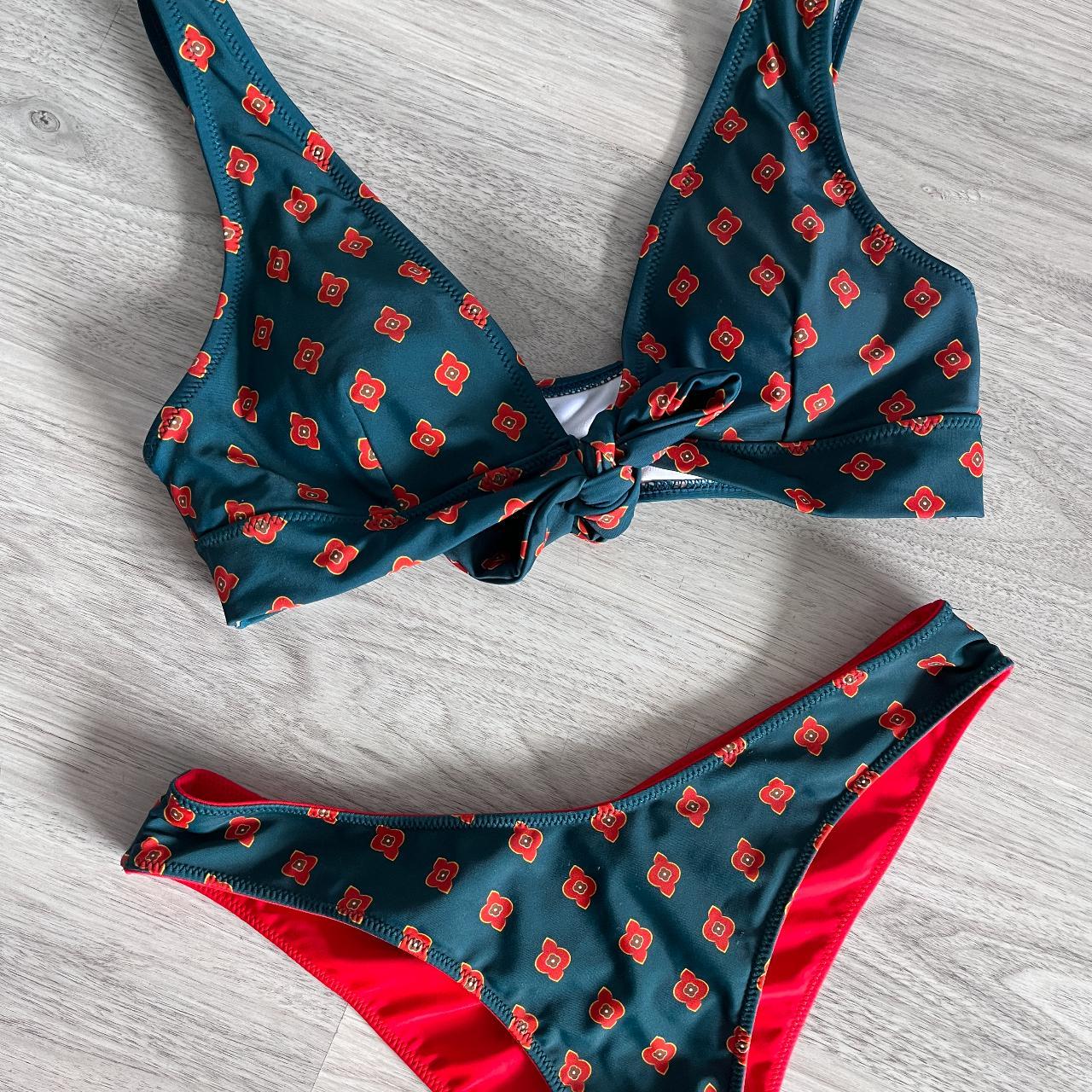 cupshe swimwear set *Reversable swimwear bottoms... Depop