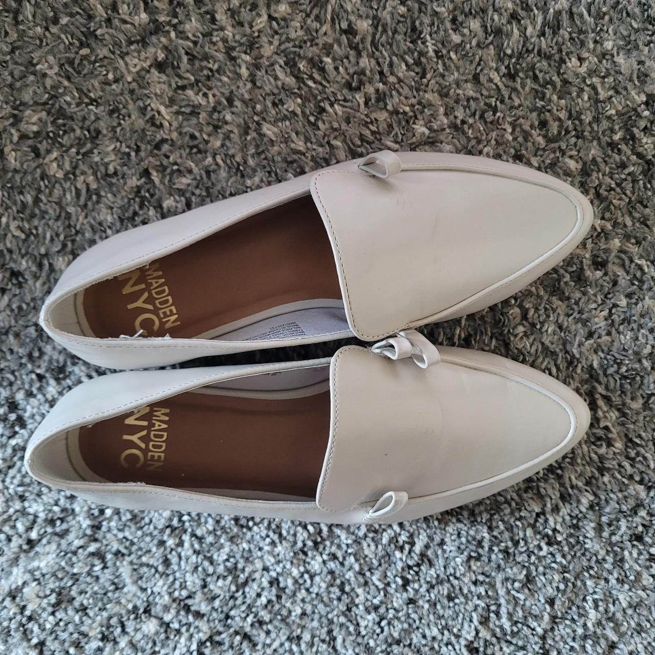 Nwot. Steve Madden. Loafer, Flat, Beige. Size Us - Depop