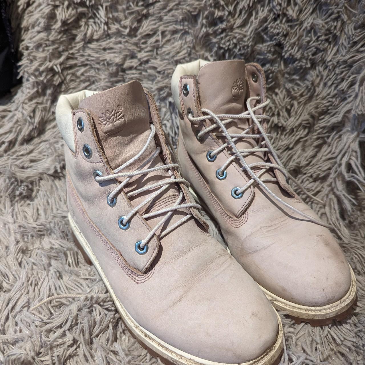 Womens light pink hot sale timberland boots