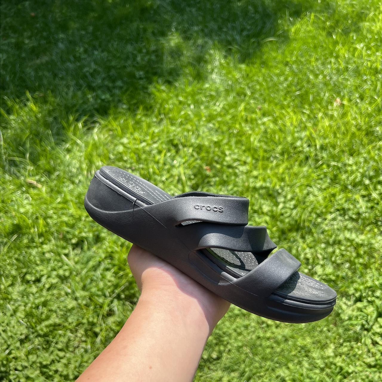 Womens croc sandals online size 8