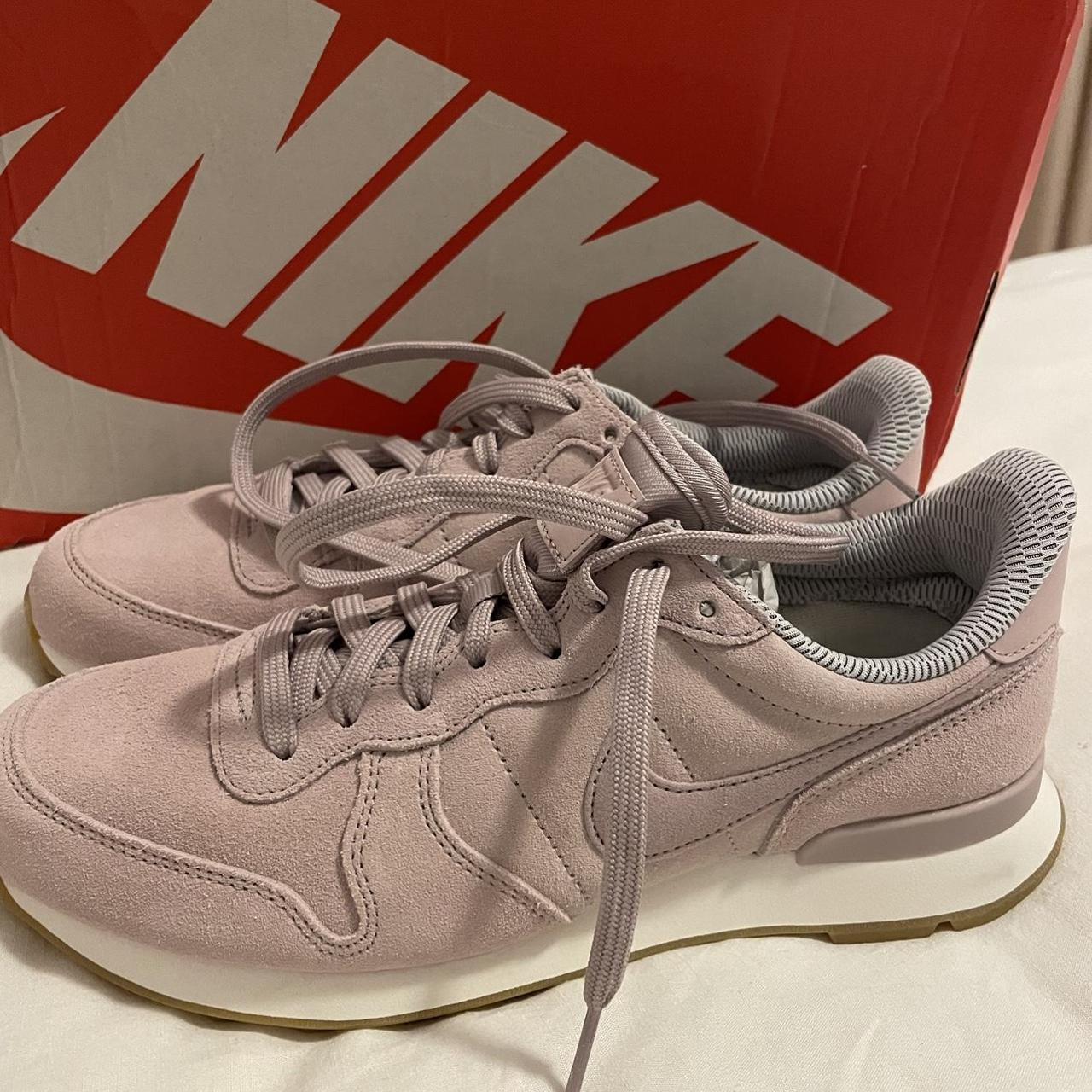 internationalist rose