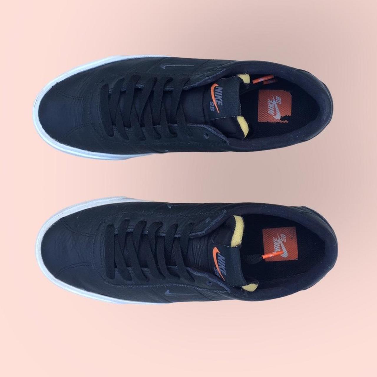 zoomx bruin nike