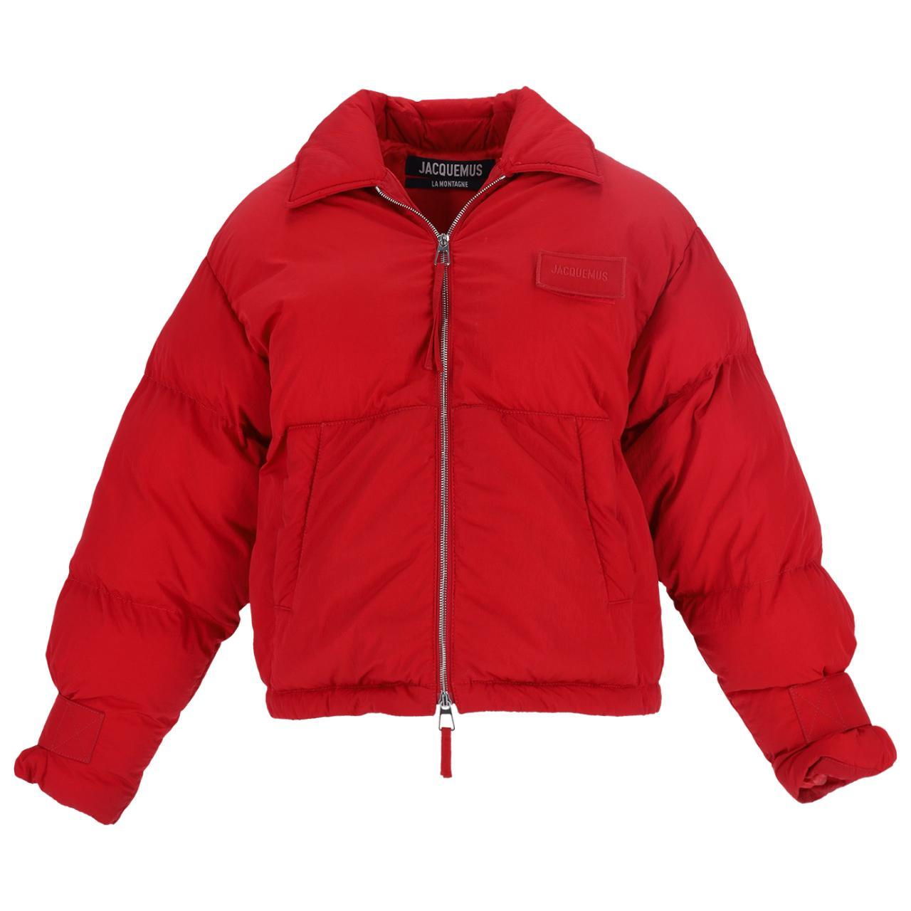 JACQUEMUS LA DOUDOUNE FLOCON クロップド パファー ジャケット JACQUEMUS Red La Doudoune Flocon Puffer Jacket Size | Depop