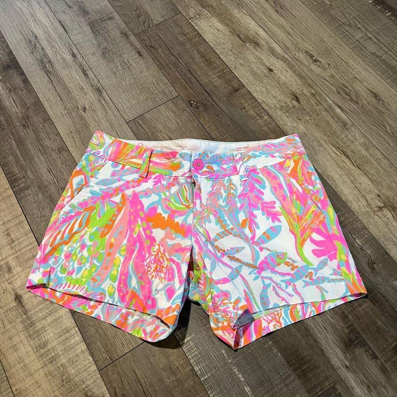 Lilly Pulitzer Women's Green and Pink Shorts | Depop