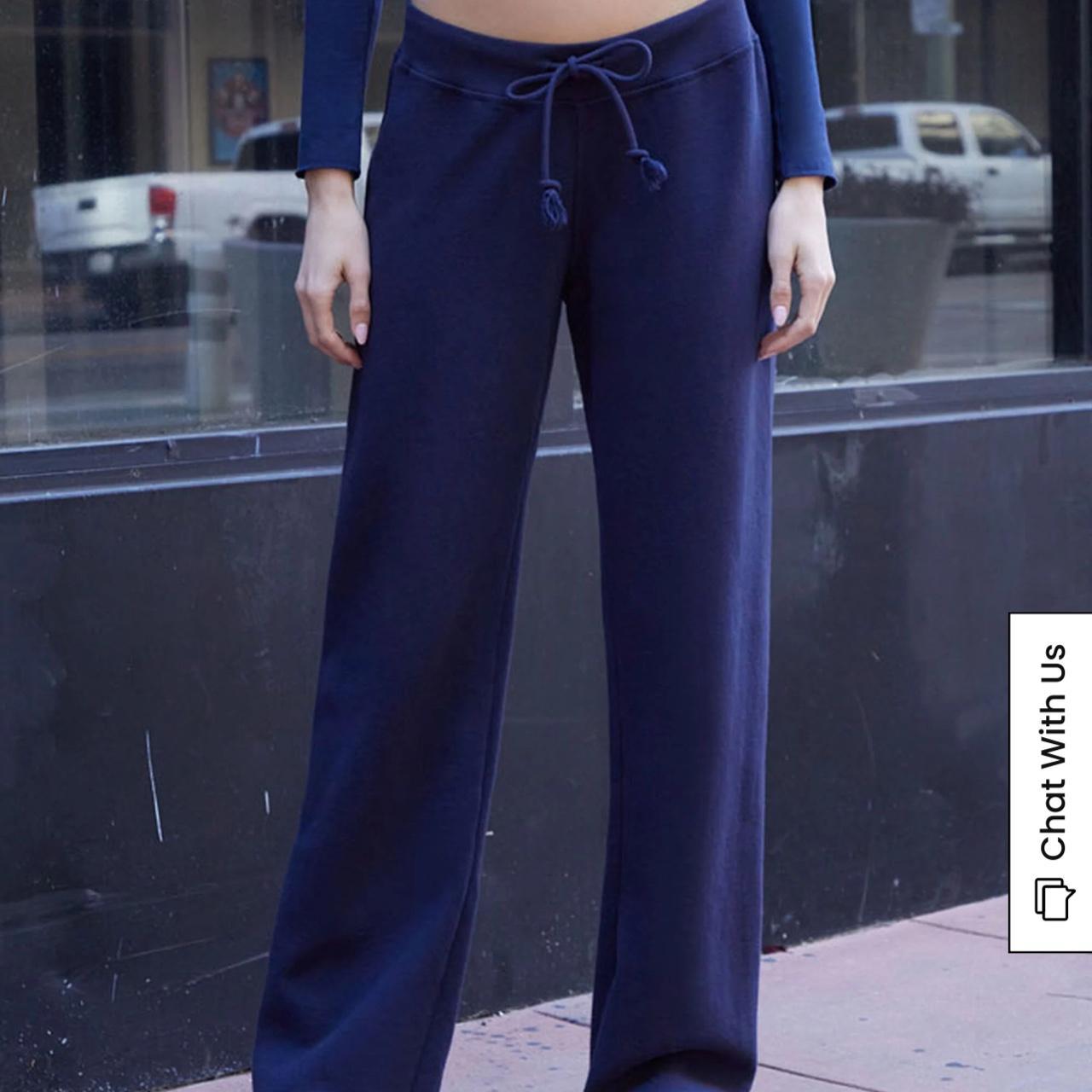 Brandy Melville Women's Sweatpants Navy/Blue M – Brandy