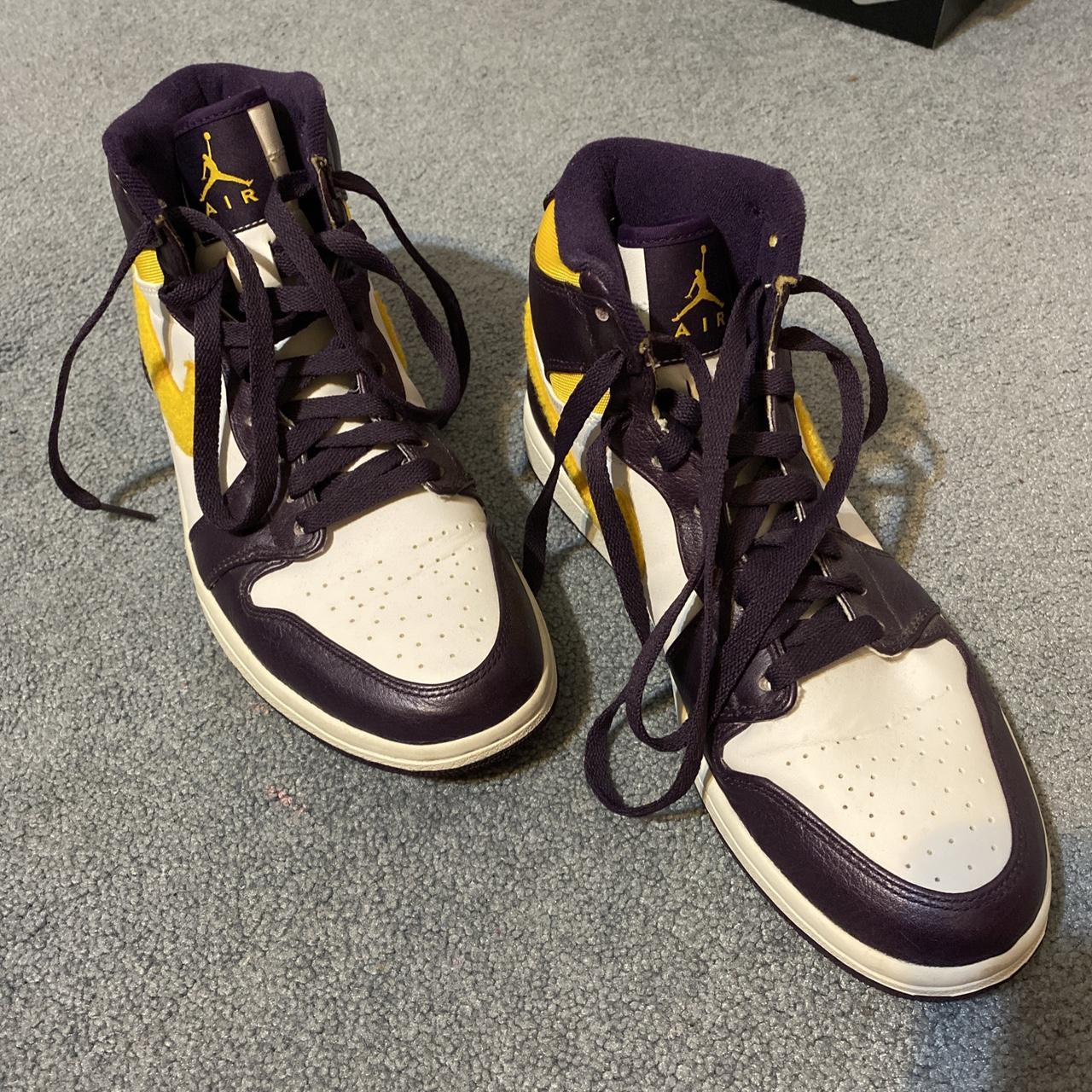 Laker 1s clearance