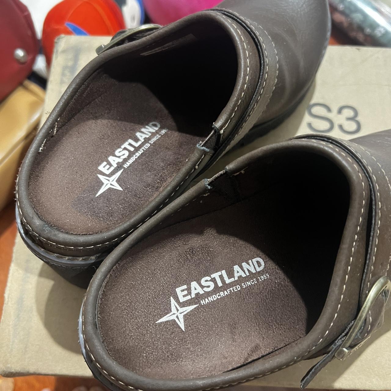 eastland gina leather clog