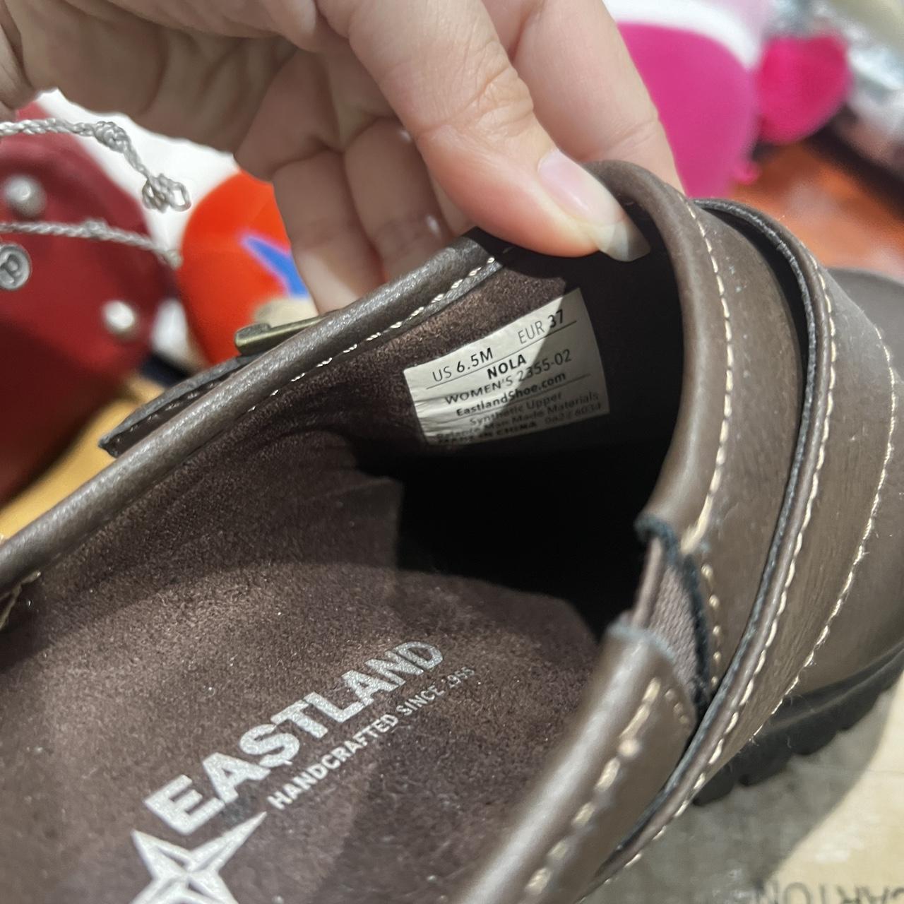 eastland leather clogs