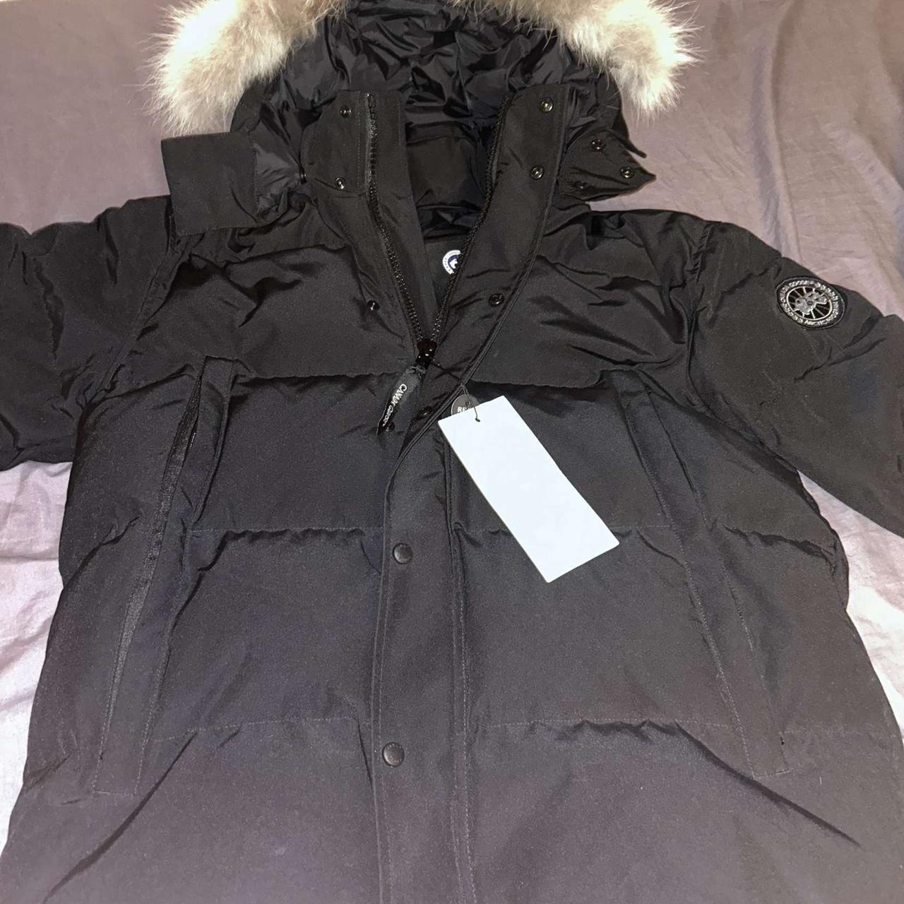 Black Canada goose Wyndham Parker black badge XL - Depop