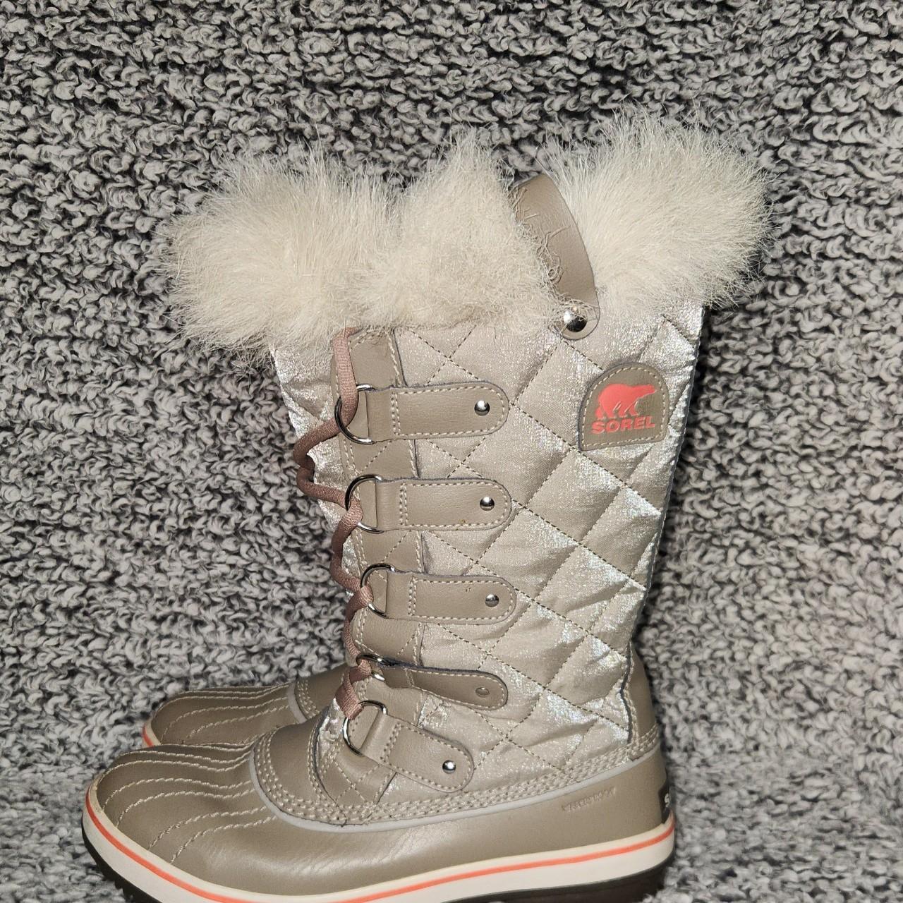 Sorel on sale with fur