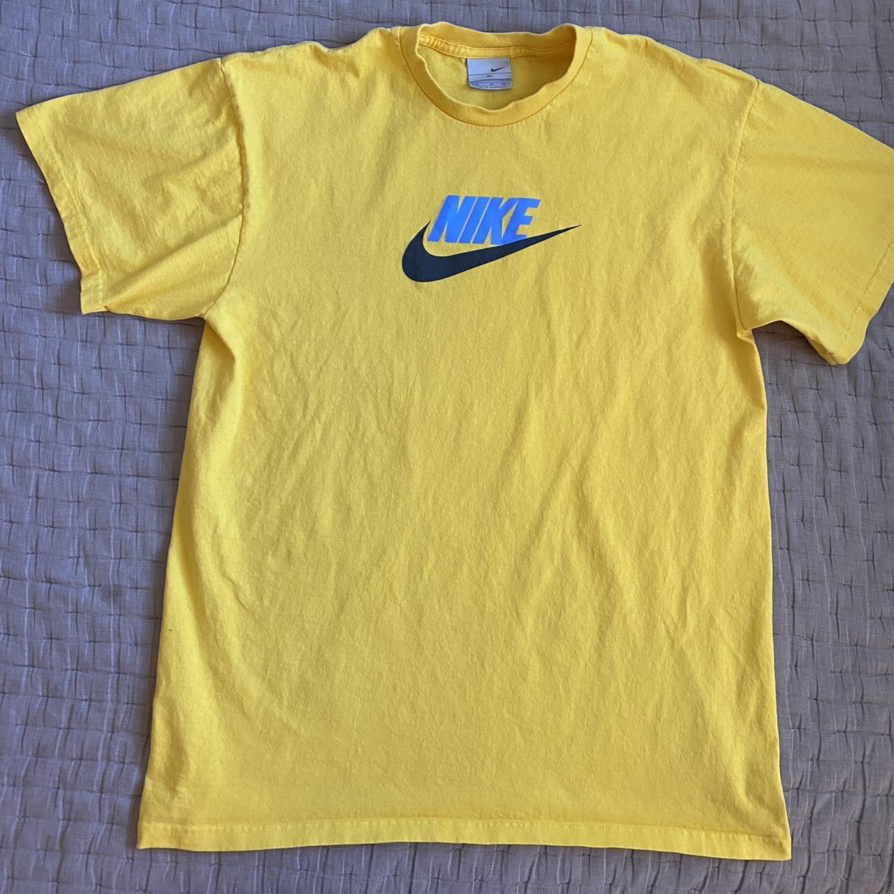 Vintage early 2000s Nike center swoosh T-shirt Size... - Depop