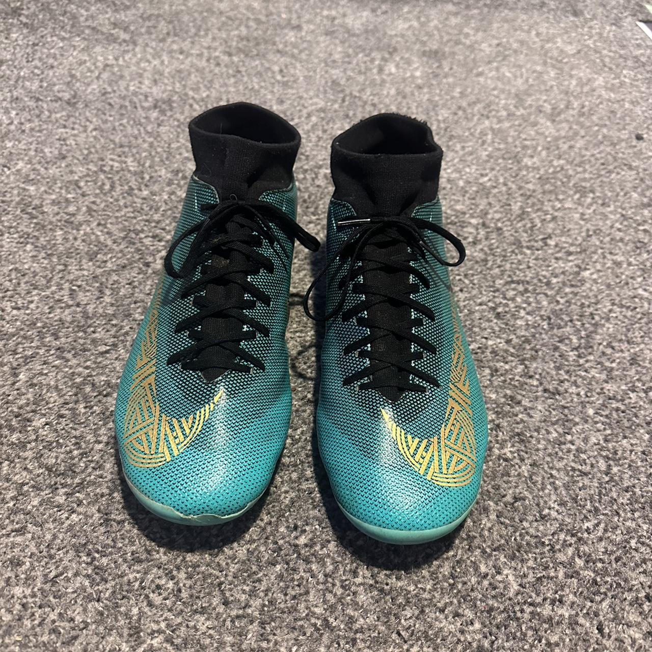 2018 cr7 boots