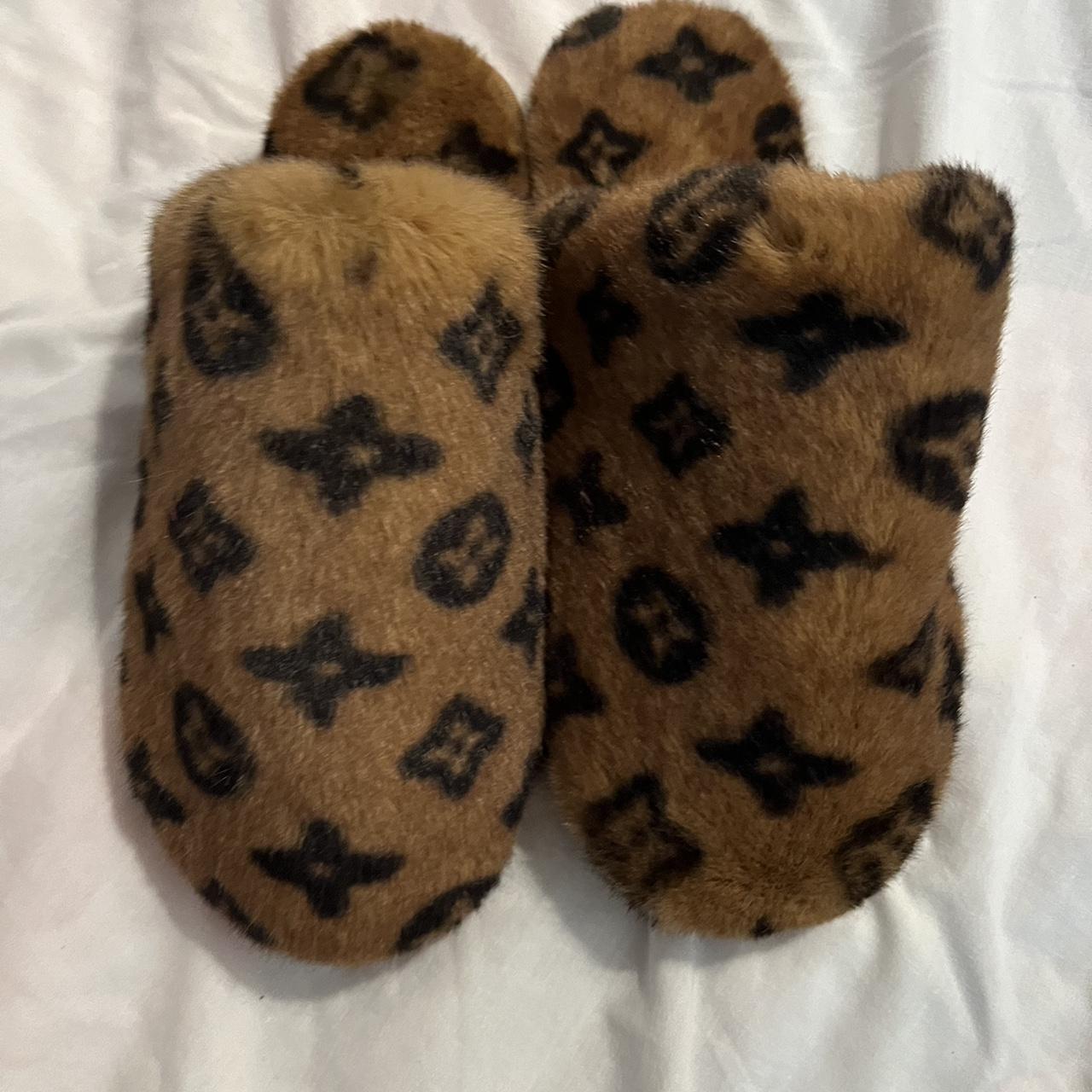 LV indoor fur slippers - Depop