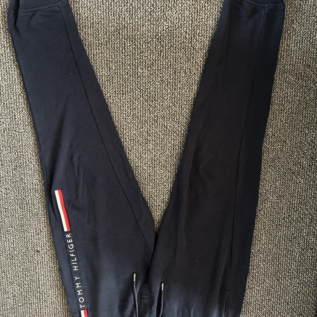 Tommy hilfiger deals tracksuit black