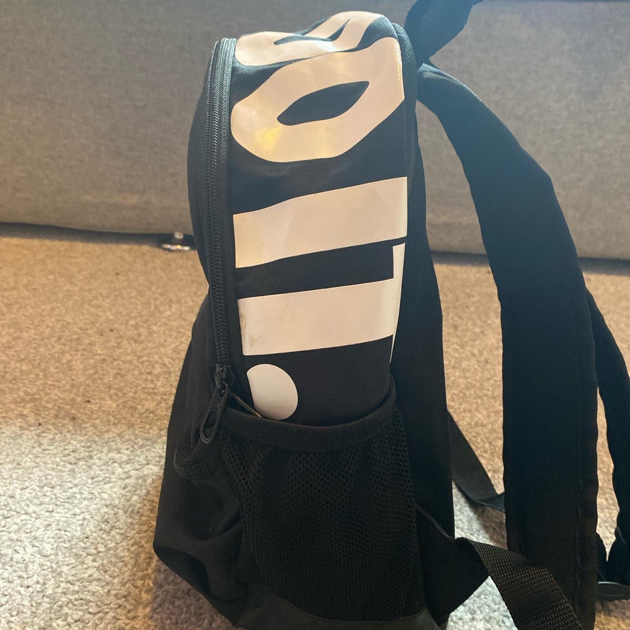 jd black nike bag