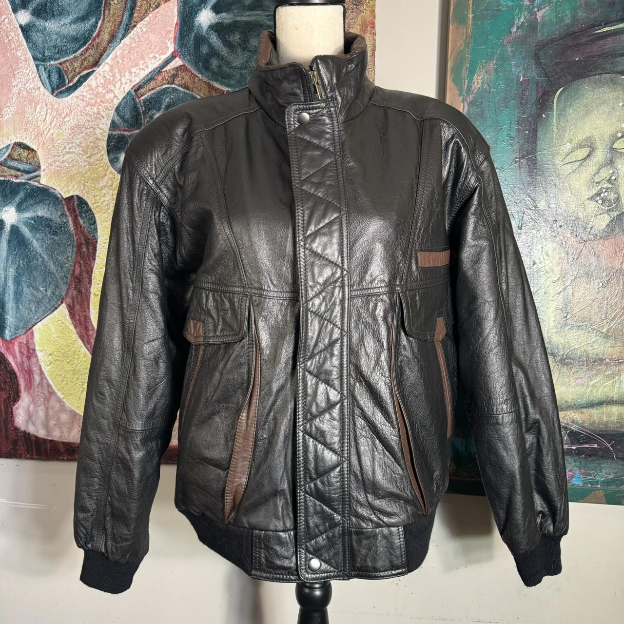 BARELY WORN VINTAGE SUPREME LEATHER BOMBER - Depop