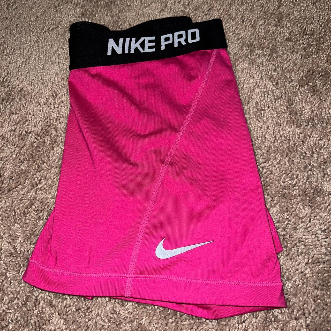 womens pink nike pro shorts