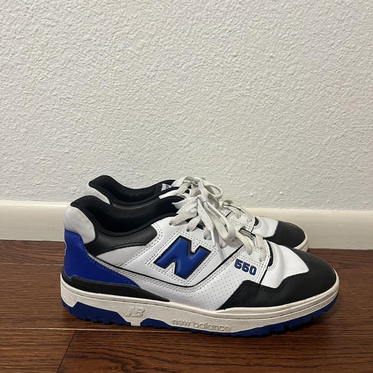 New Balance Men's Blue and Black Trainers (3)