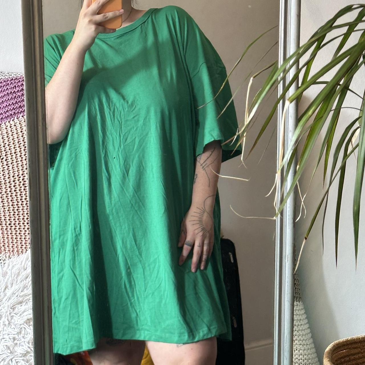 very-oversized-green-t-shirt-dress-uk-size-20-but-depop