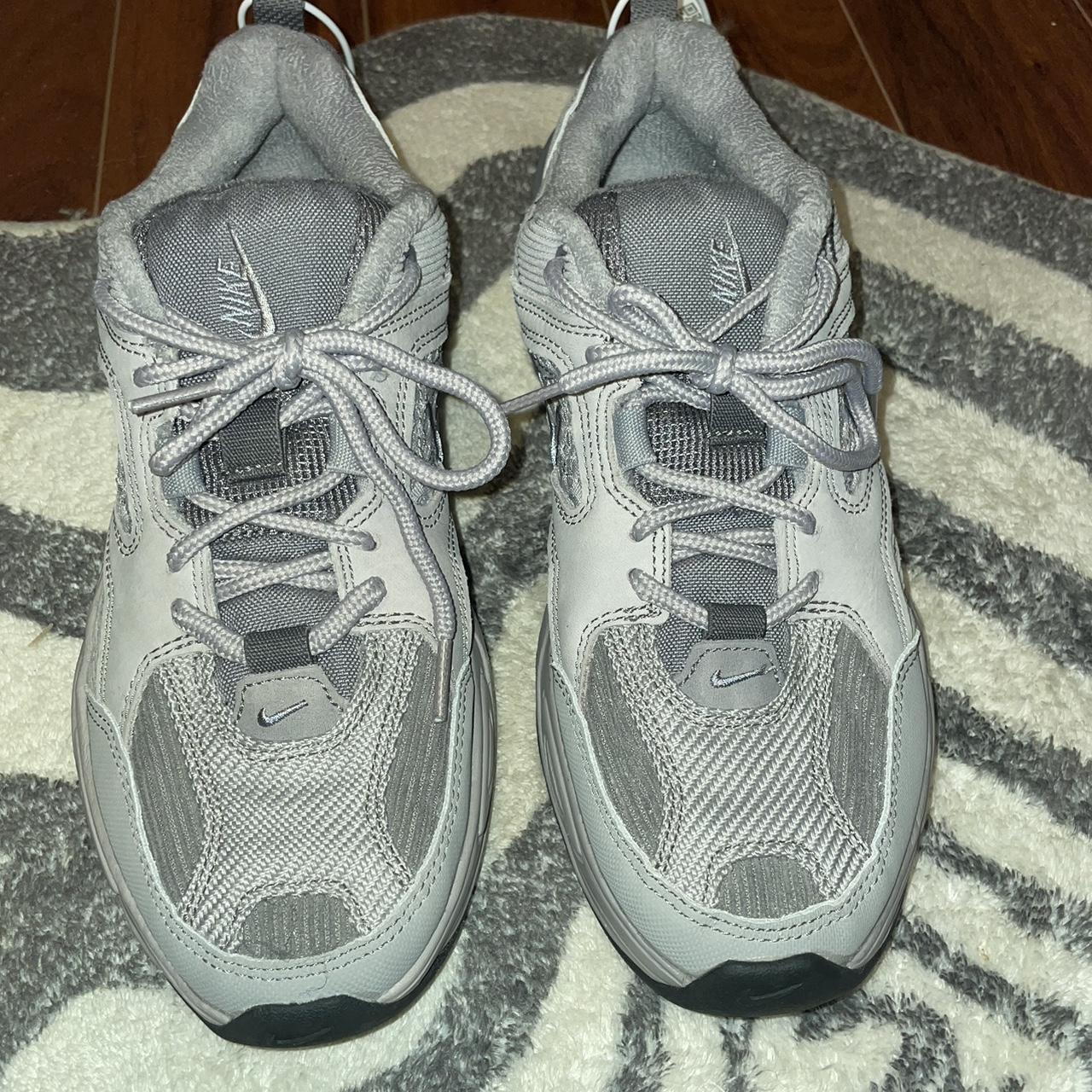 m2k tekno atmosphere grey