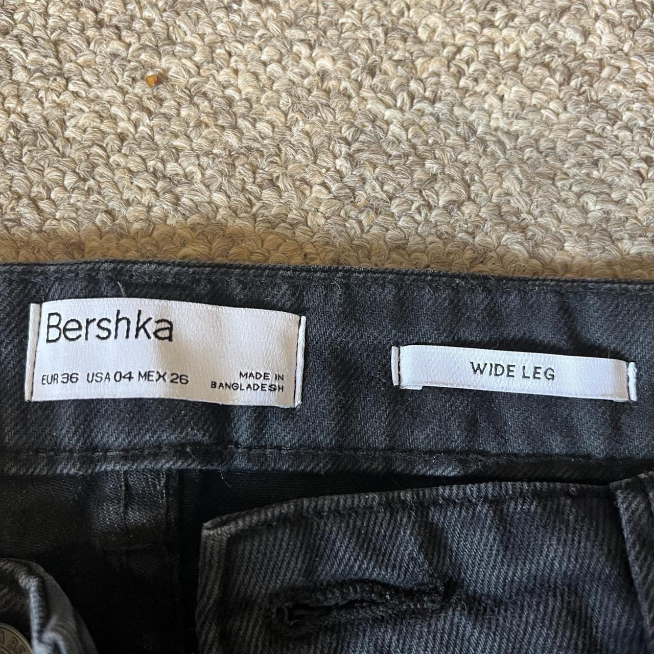 Wide leg cargo style Bershka jeans Size 8 Dark... - Depop