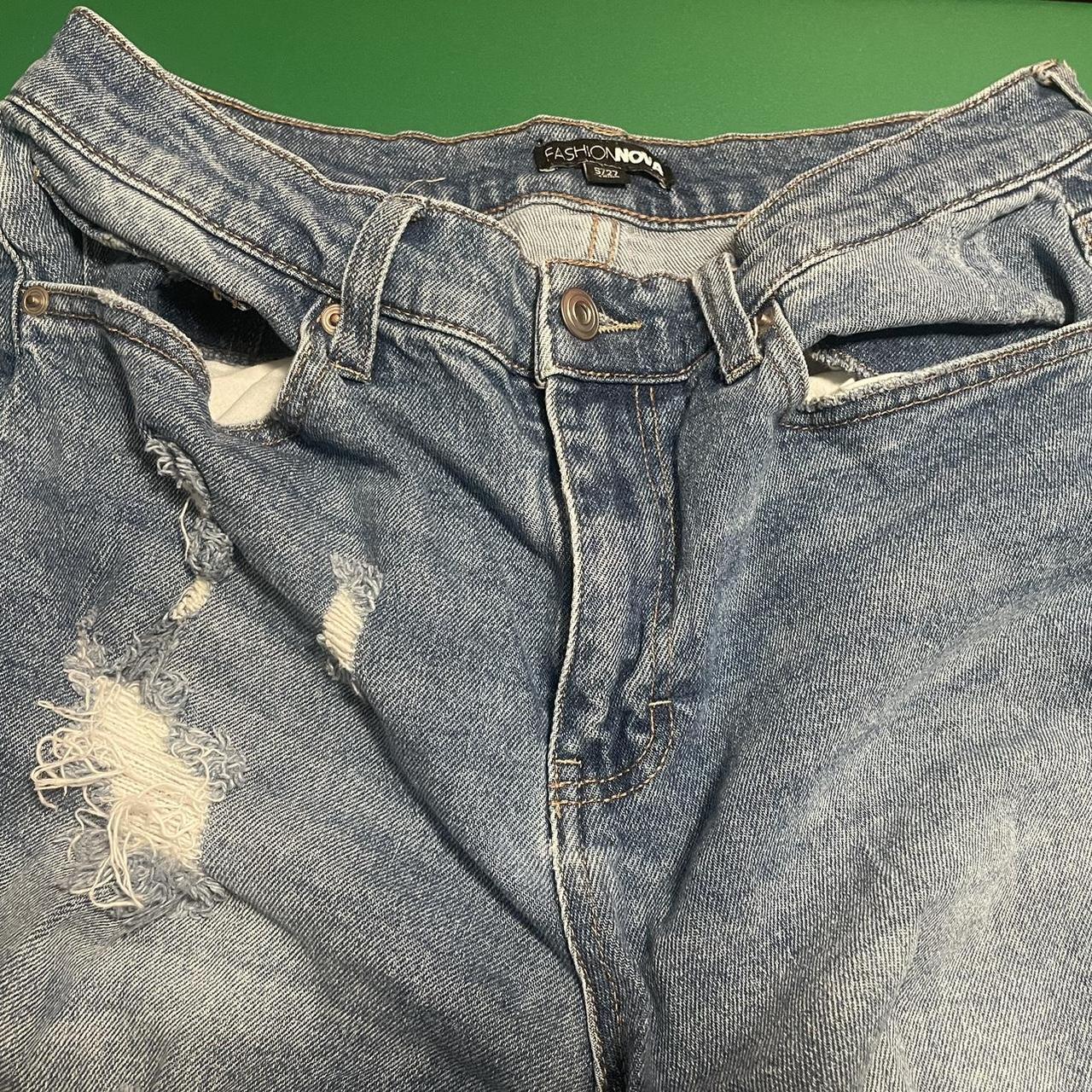 FASHION NOVA BAGGY DISTRESSED JEANS Good quality - Depop