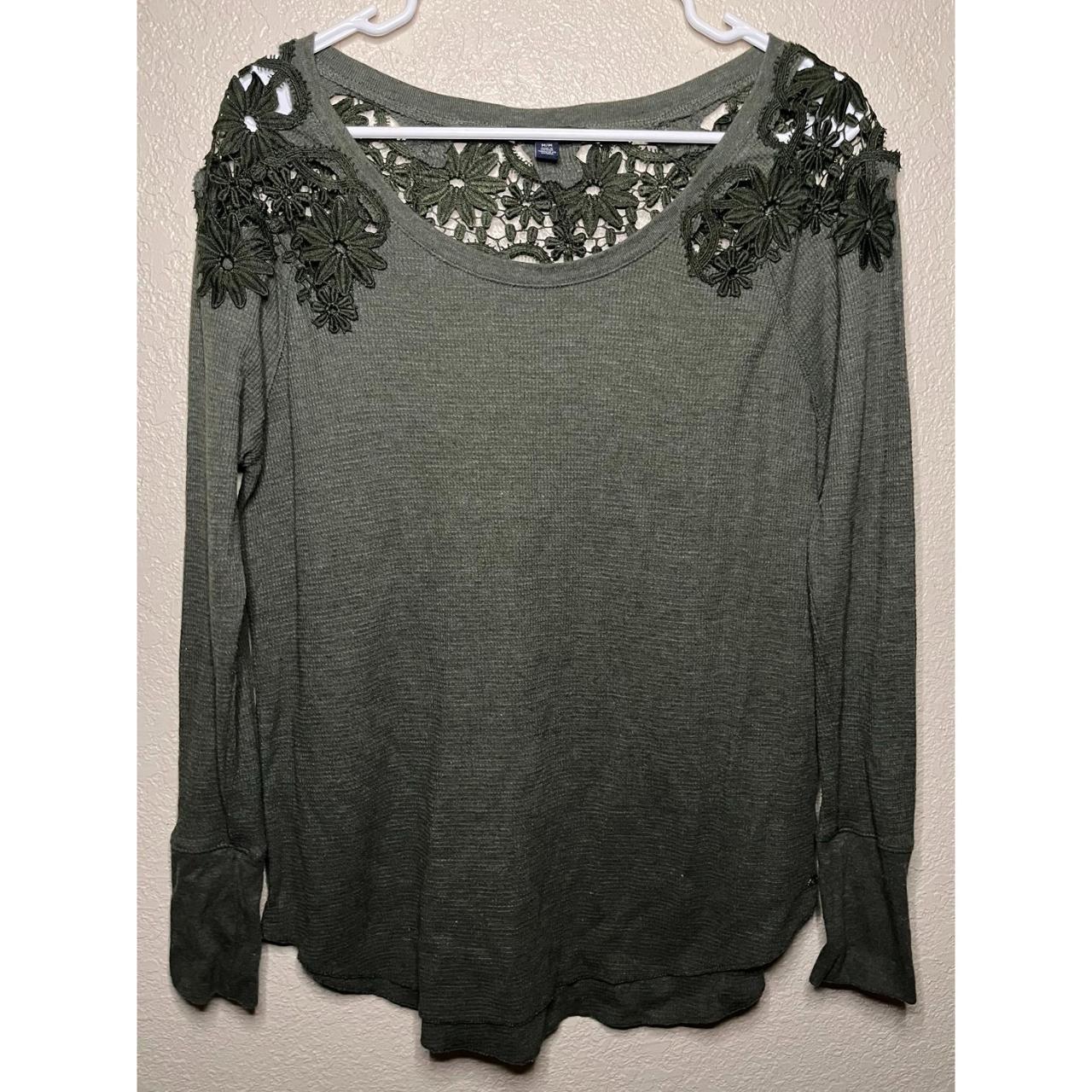 American Eagle Outfitters Women's Green Blouse Depop