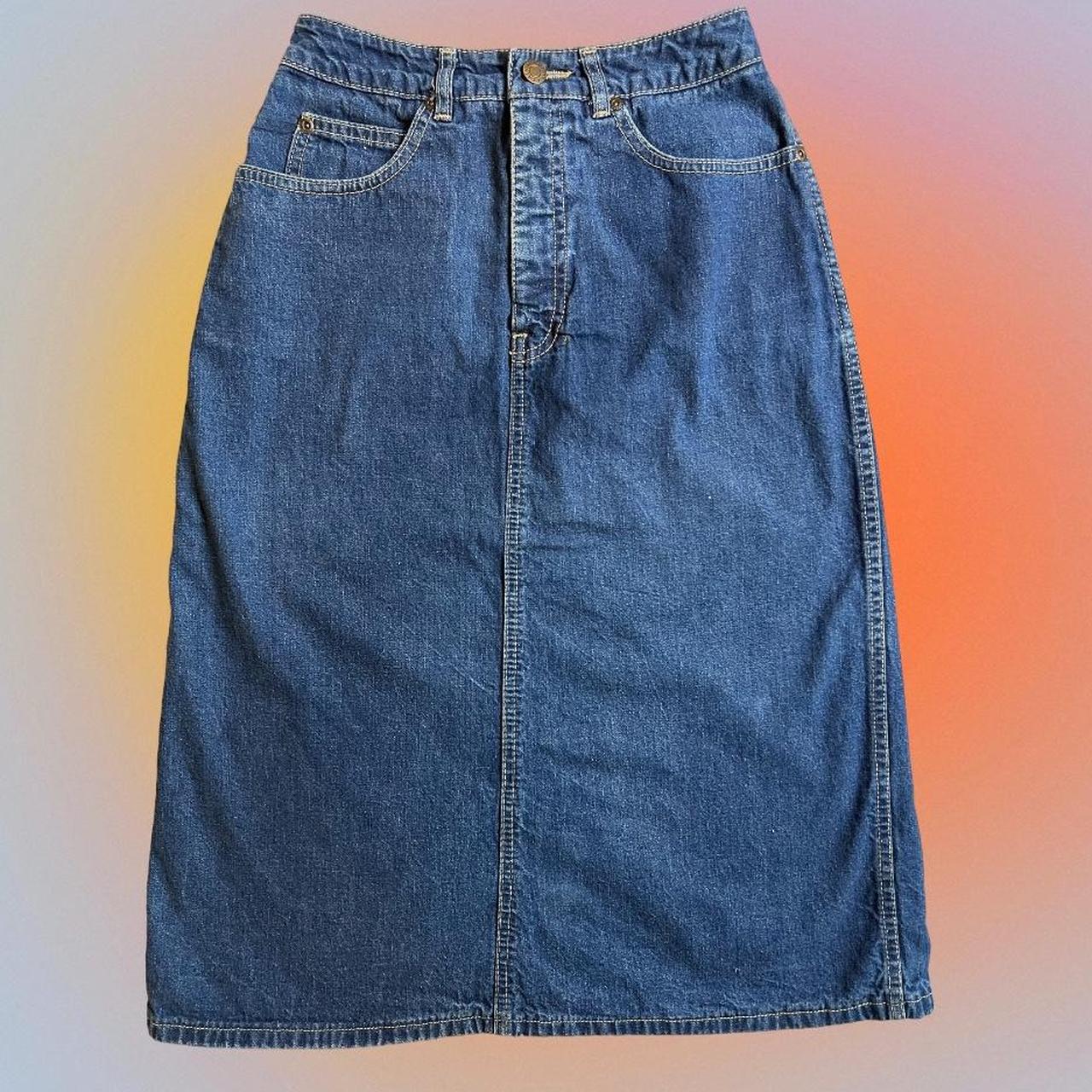 Calvin Klein Women's Skirt Depop