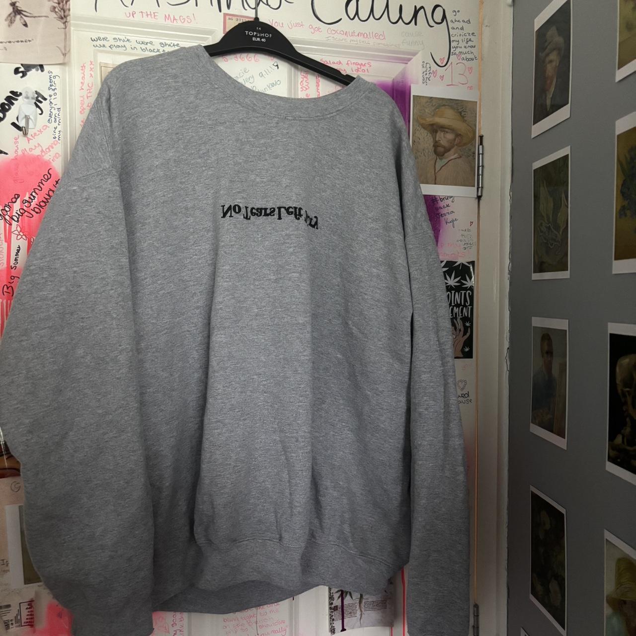 Ariana grande outlet grey sweatshirt