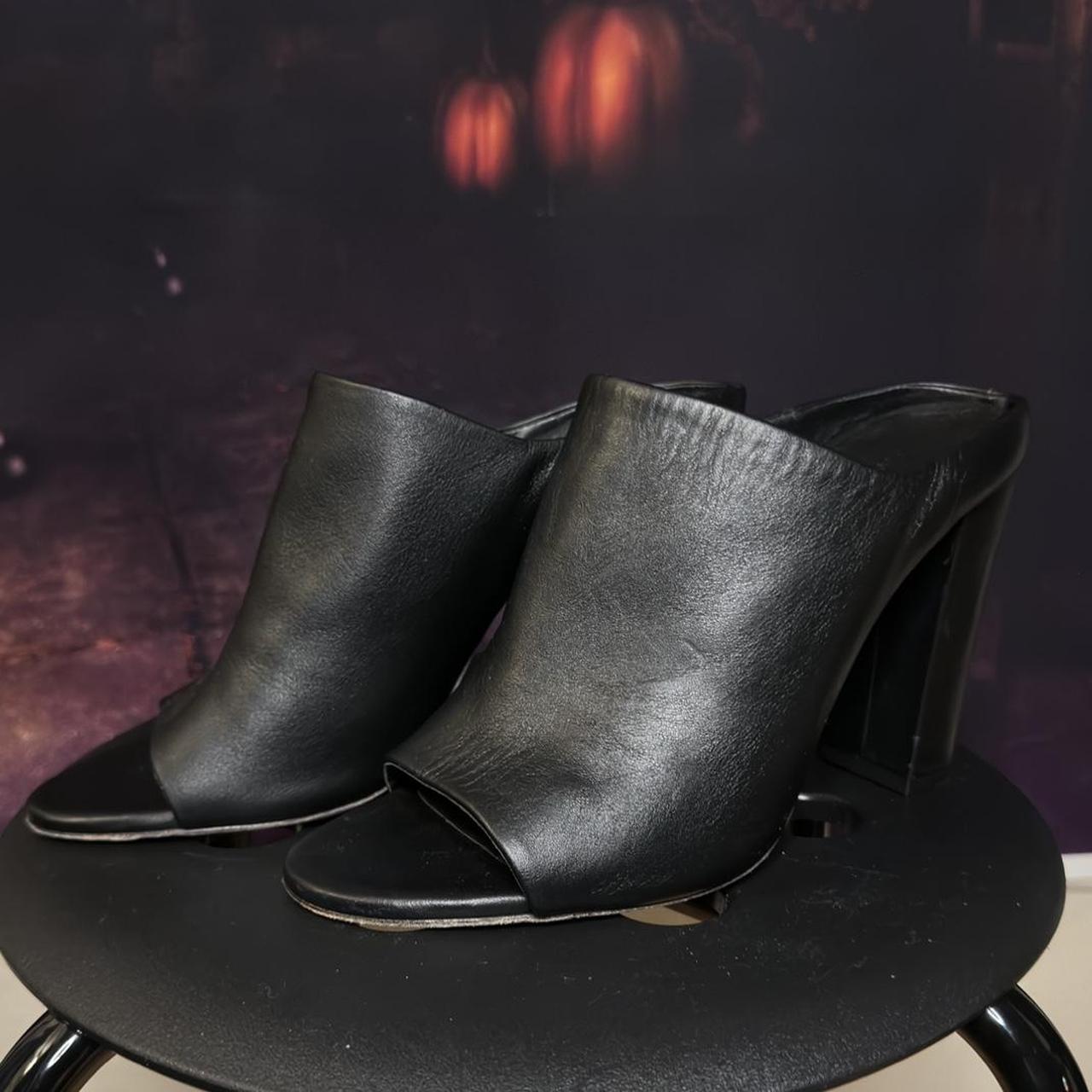 Vince sales mules black