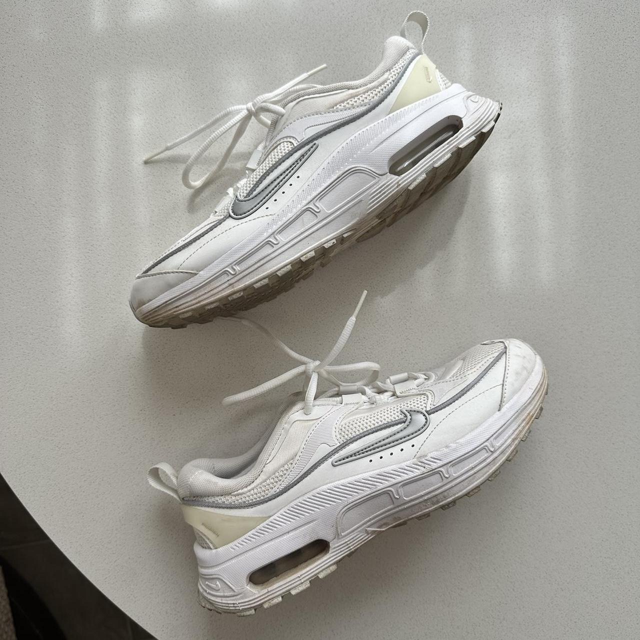 mens white nike trainers size 8