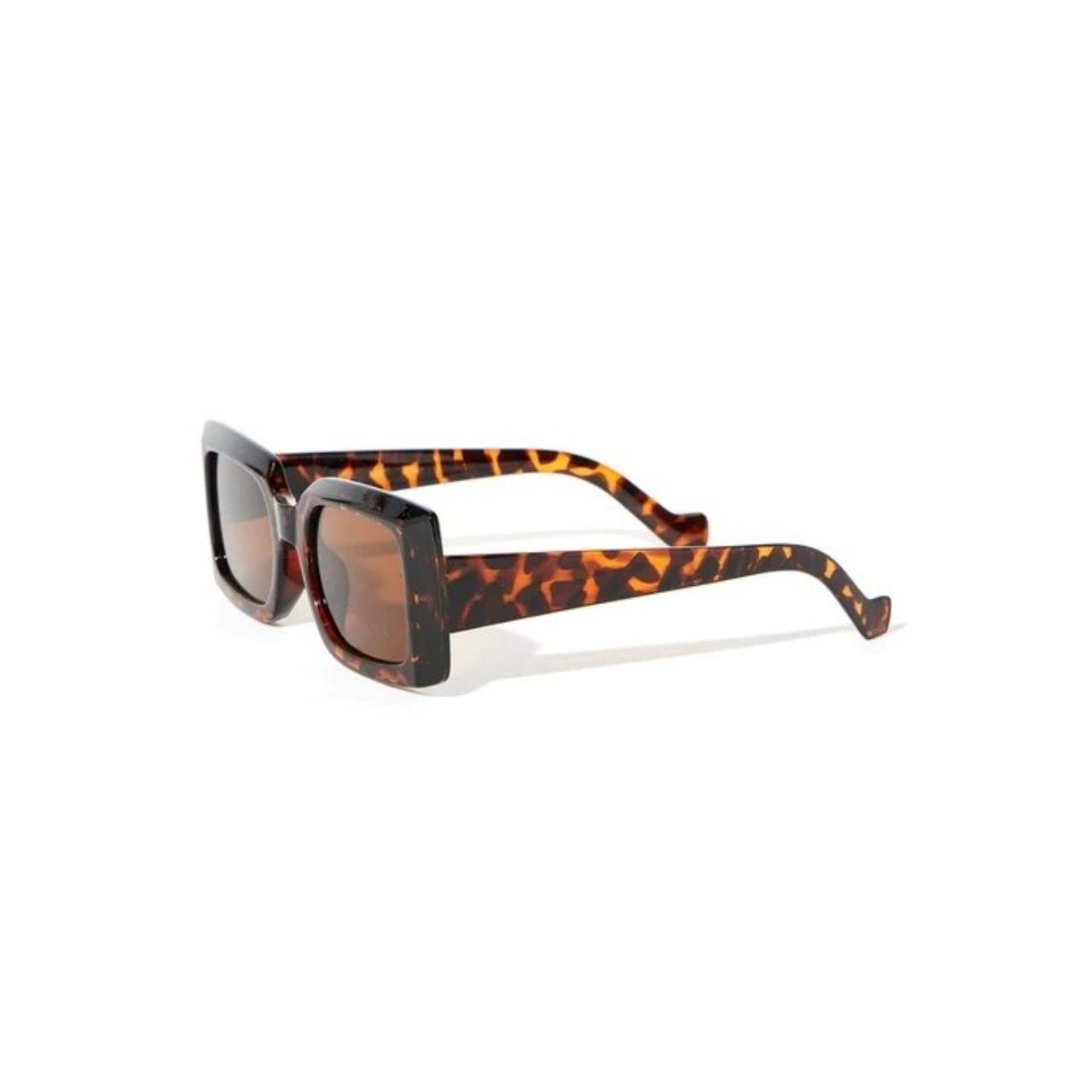 Sunset Drive Square Frame Sunglasses - Depop