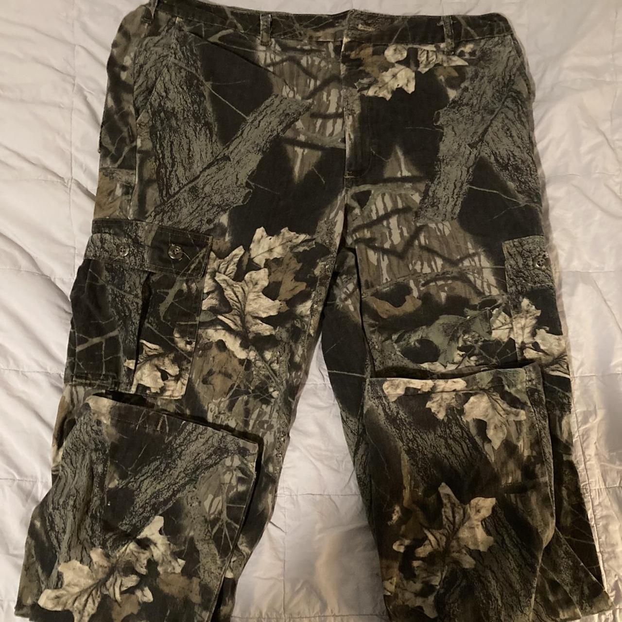 baggy camo cargo pants size 40 #camo #y2k #skated... - Depop