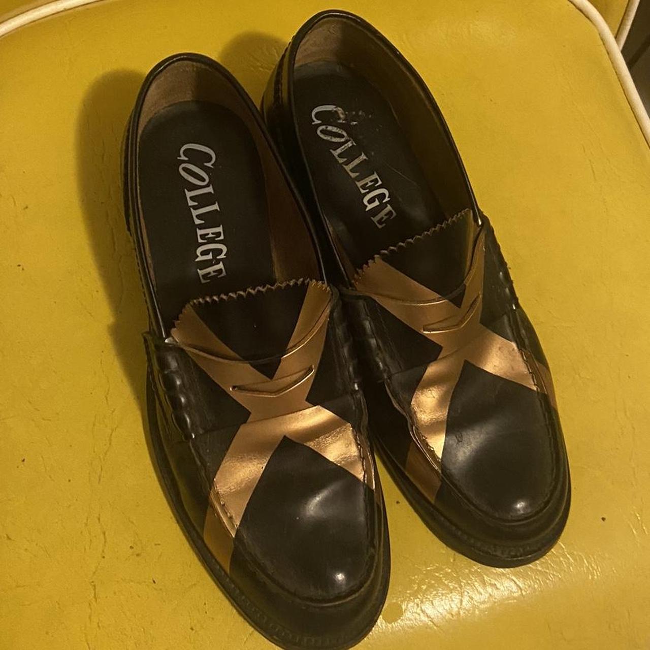 Dries Van Noten Women's Black and Gold Loafers