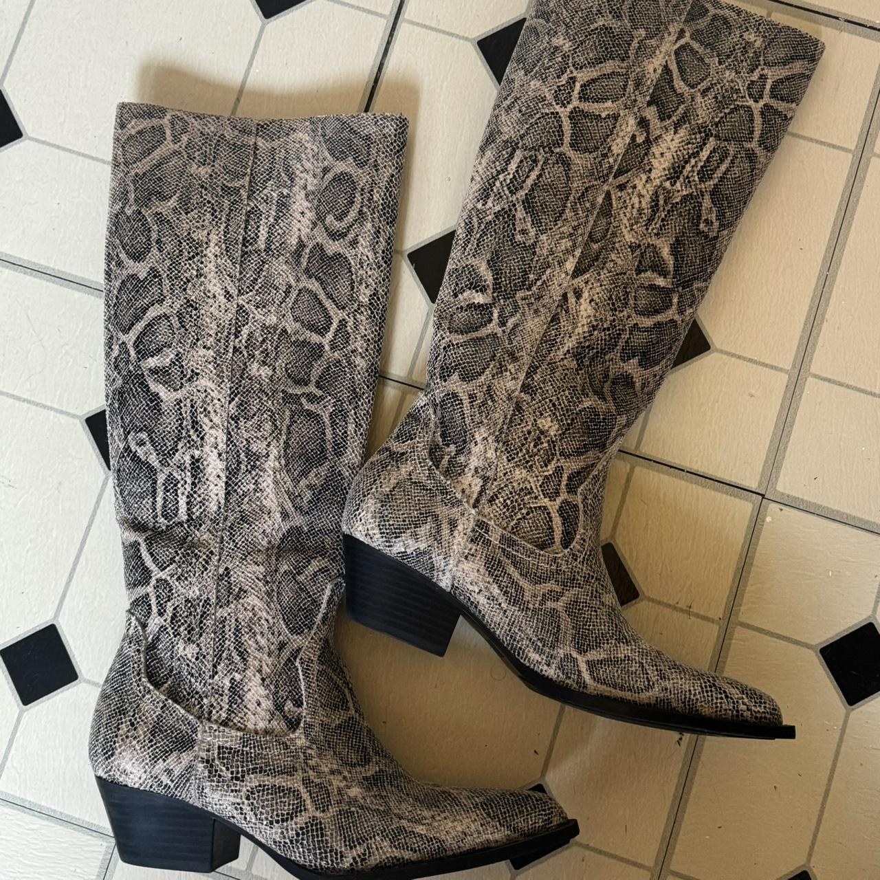 Zara snakeskin fashion cowboy boots