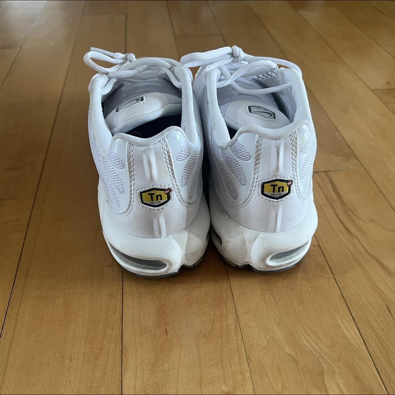what cleans air force ones