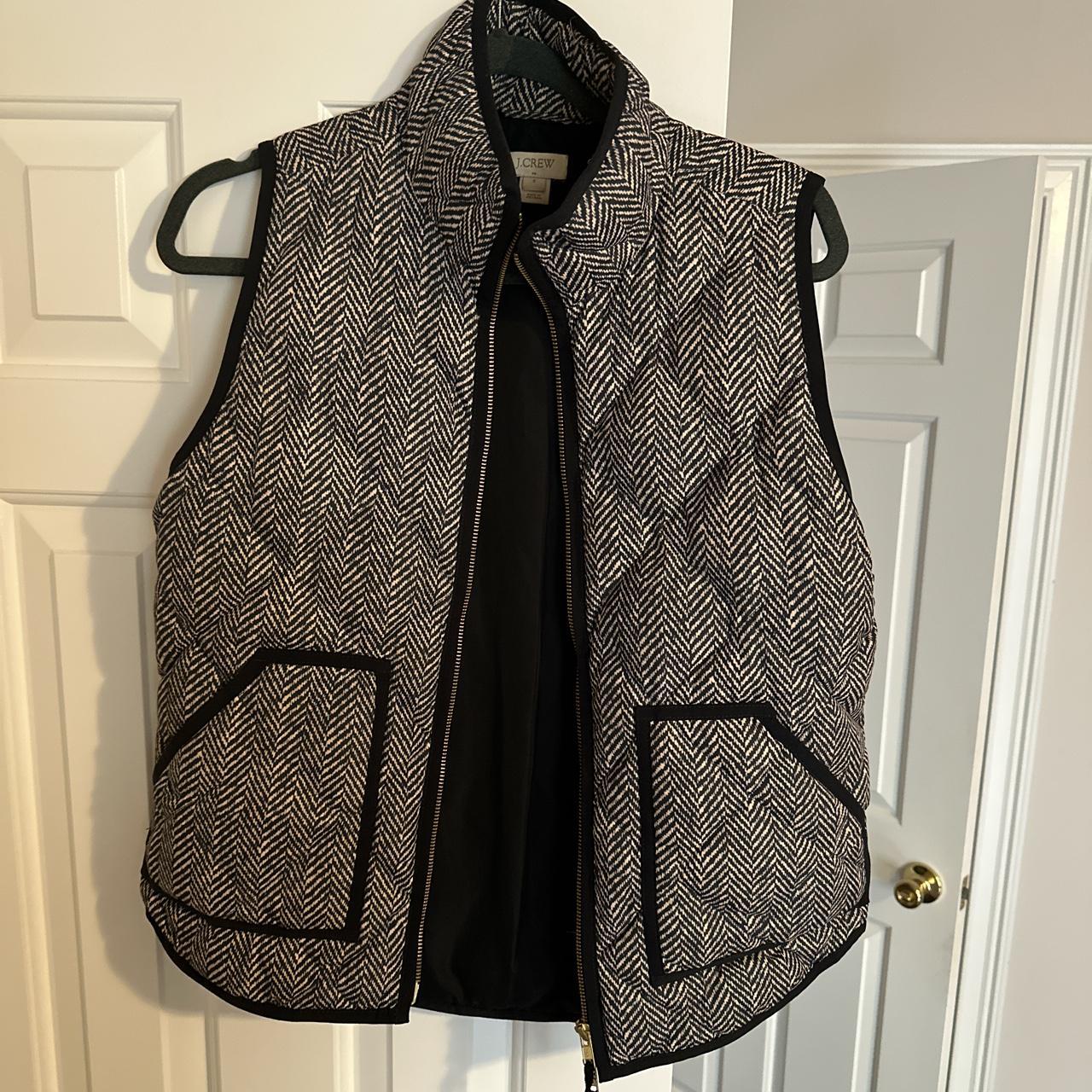 J crew black and white clearance vest