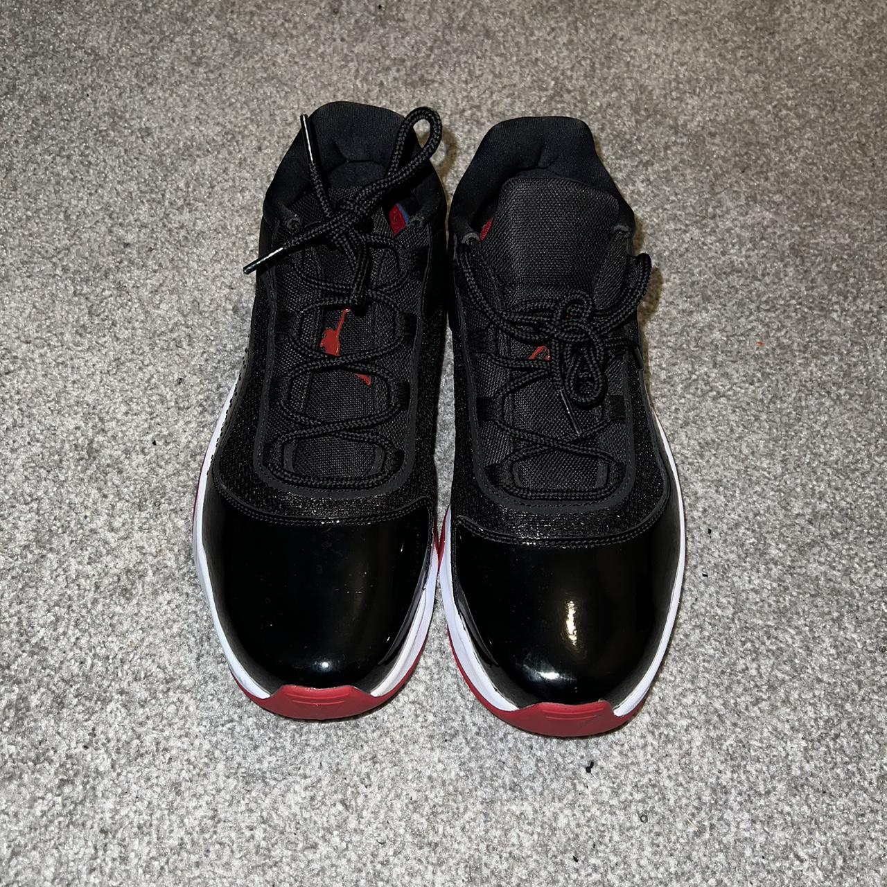 nike jordan 11 black and red