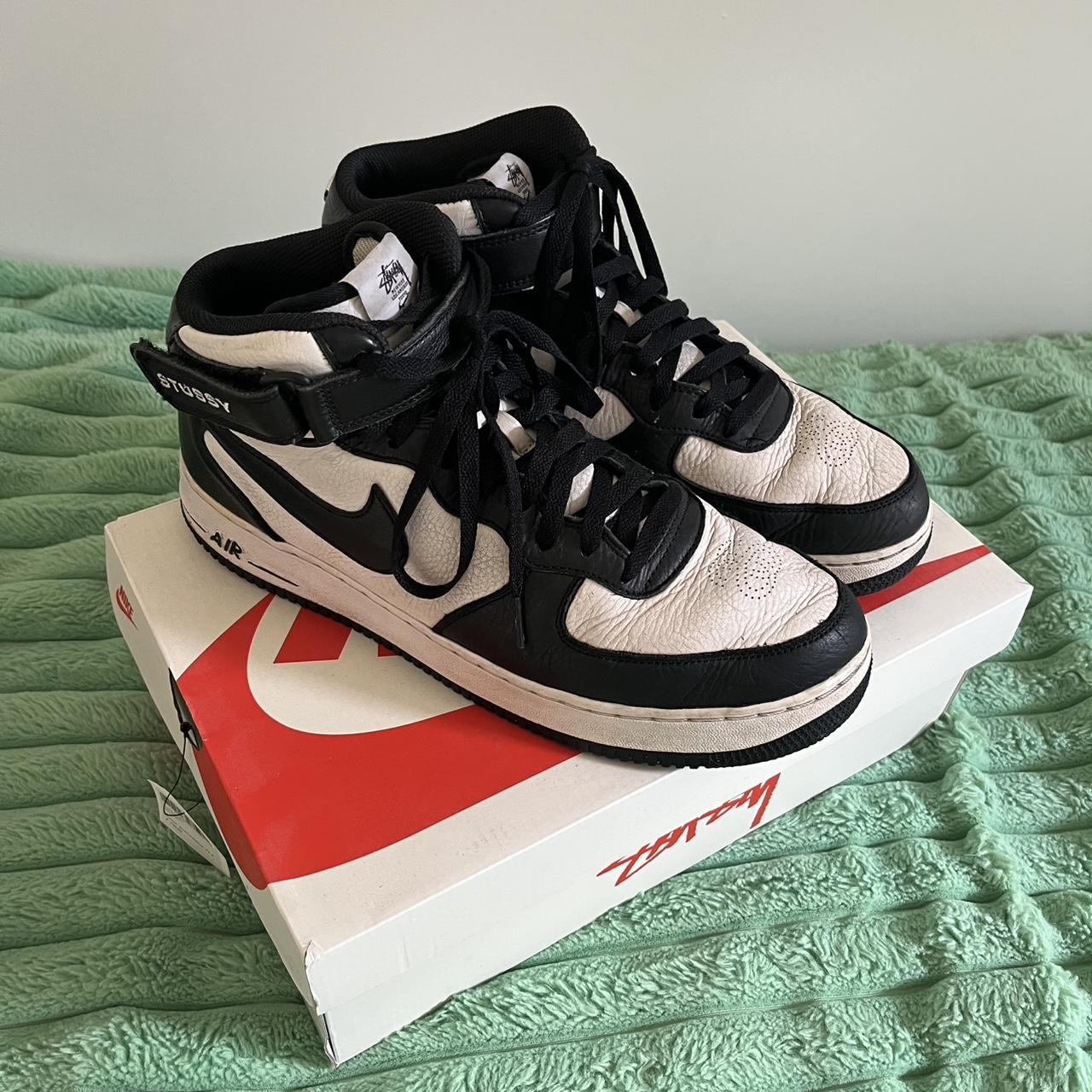 Stussy Nike Air Force 1 Mid "Black and Light Bone" 26.5cm DJ7840-002 Stussy x Nike Air Force 1 Mid Hemp | DJ7841-200 | Laced