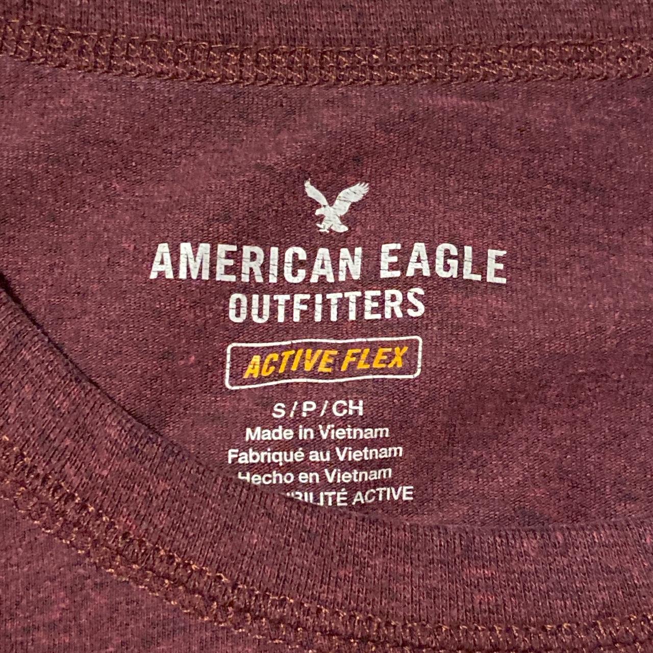 American Eagle Men's Burgundy Tshirt Depop