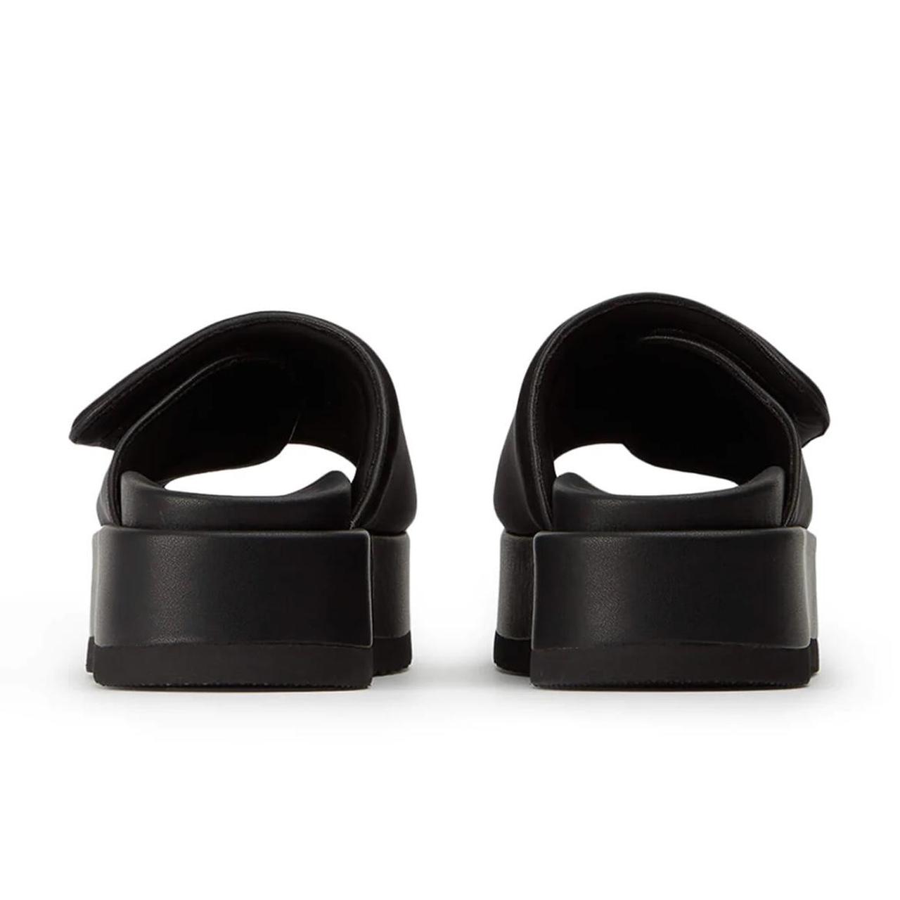 Tony bianco clearance black slides